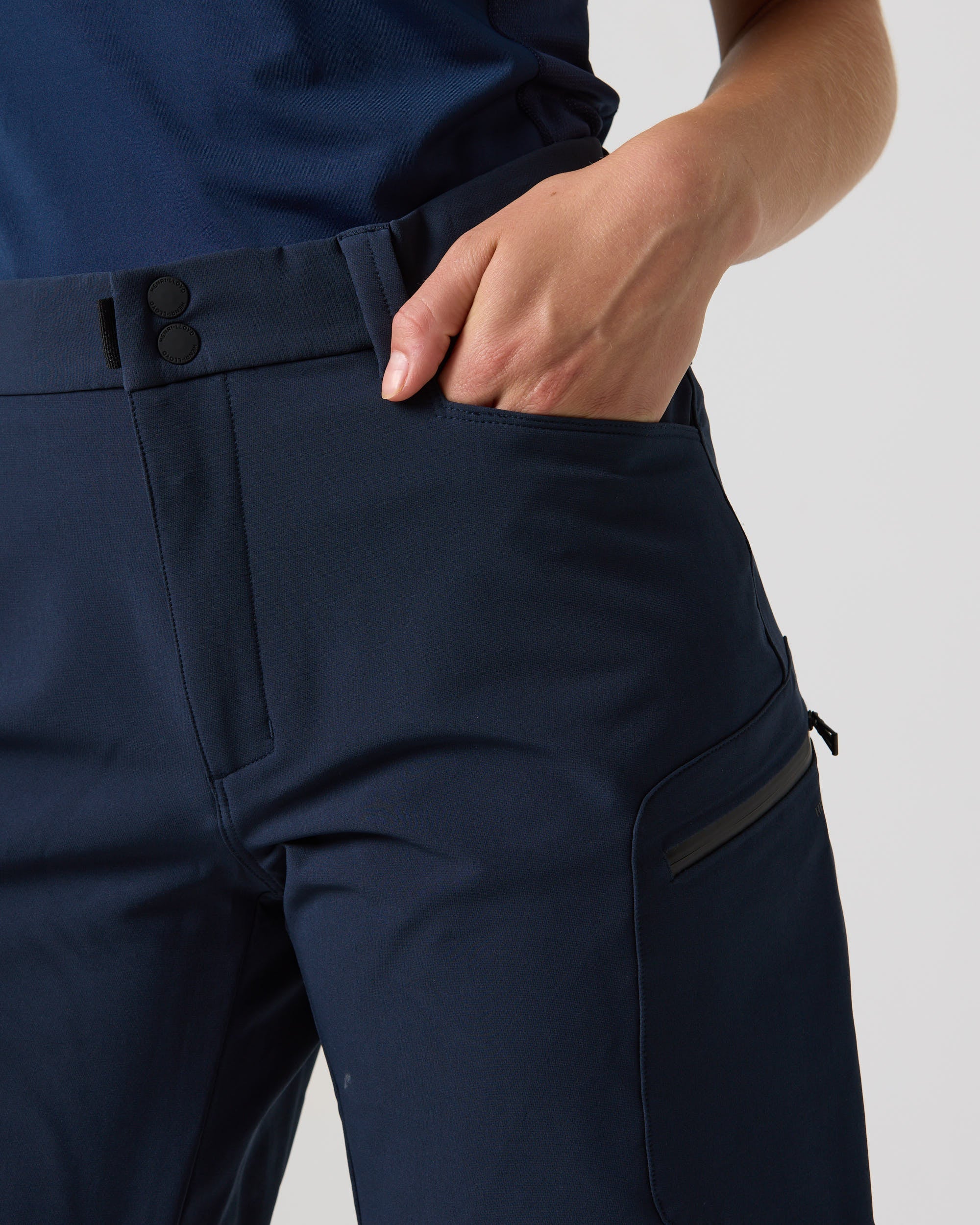 Henri Lloyd Explorer Shorts - Women - Navy - thumbnail 4