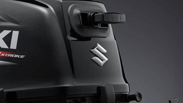 Suzuki 9.9 HP Outboard Engine - thumbnail 6