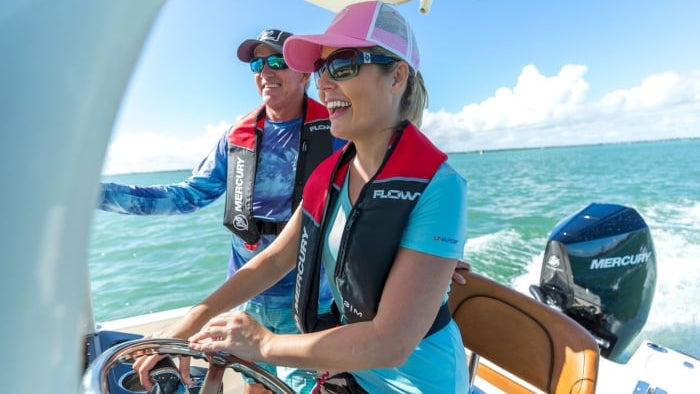 Mercury V8 V300 - 4 Stroke Engine Outboard - thumbnail 5